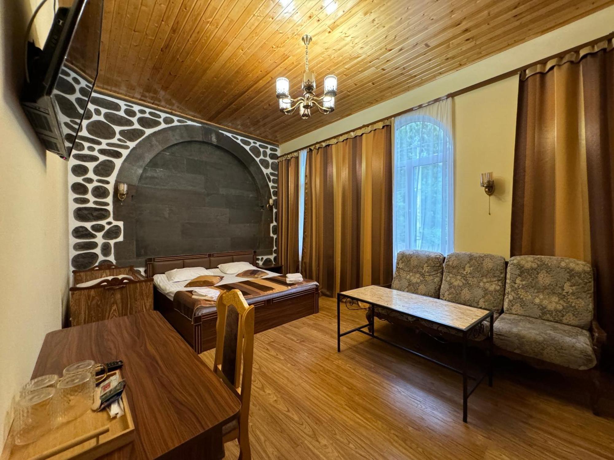 Kirch Hotel & Restaurant Goris Eksteriør bilde